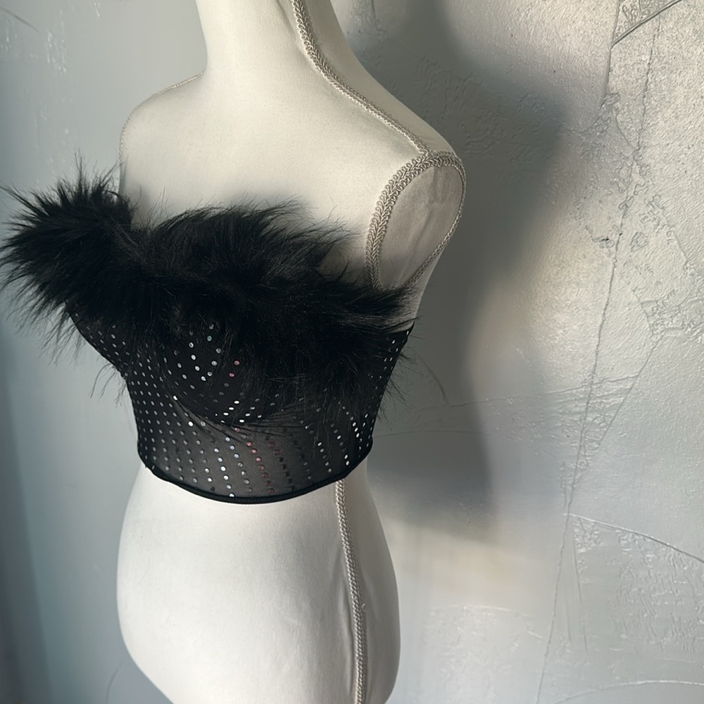 SHEIN Black Feathered Sequin Bra - Picture 2 of 7